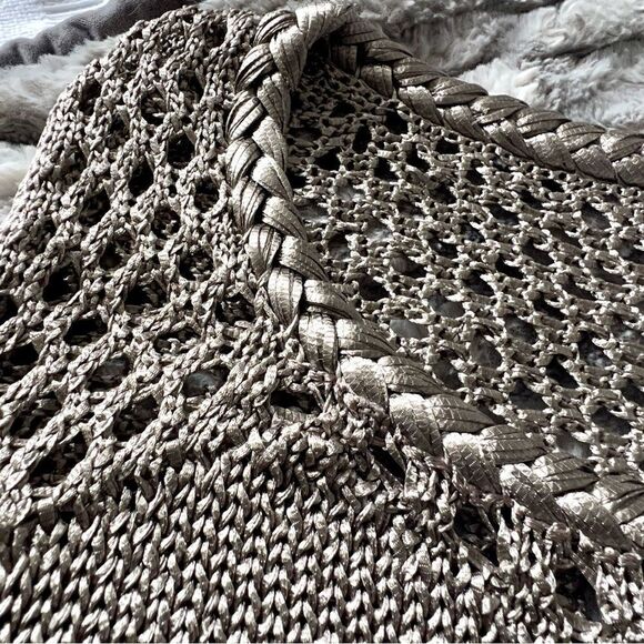 BANANA REPUBLIC Vest Top Silver Thread sleeveless Tank. Size XS - Picture 5 of 8